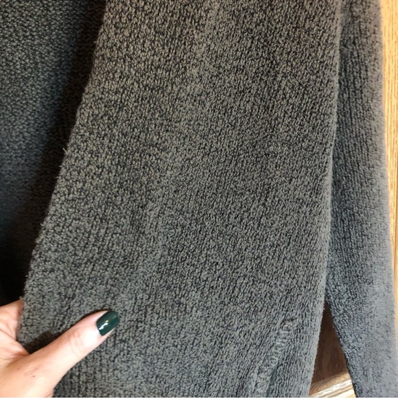 Community Vetus Cardigan - Picture 4 of 5